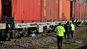 Osmaniye'de yük treninin çarptığı genç kız yaşamını yitirdi