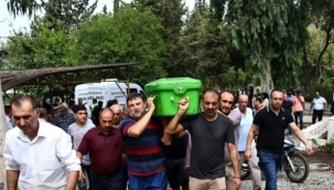 Mersin'de Boğulan 2 Kız Kardeş Toprağa Verildi